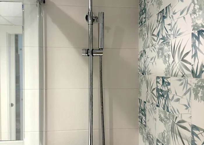 Lets Holidays Sea Views On The 4 Апартаменты